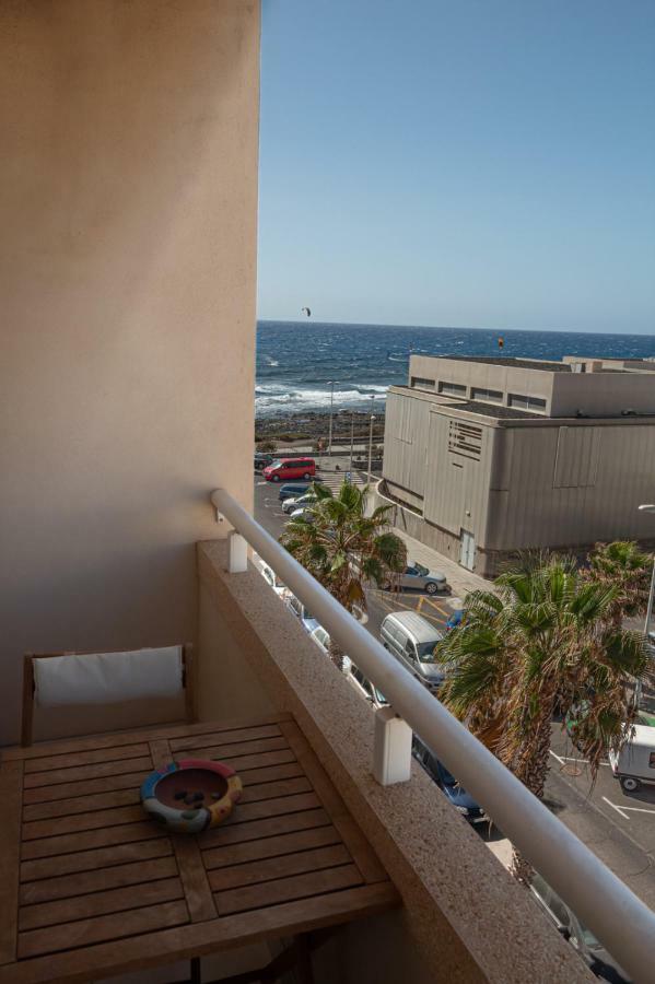 Riazor, El Medano Beach Apartment Luaran gambar
