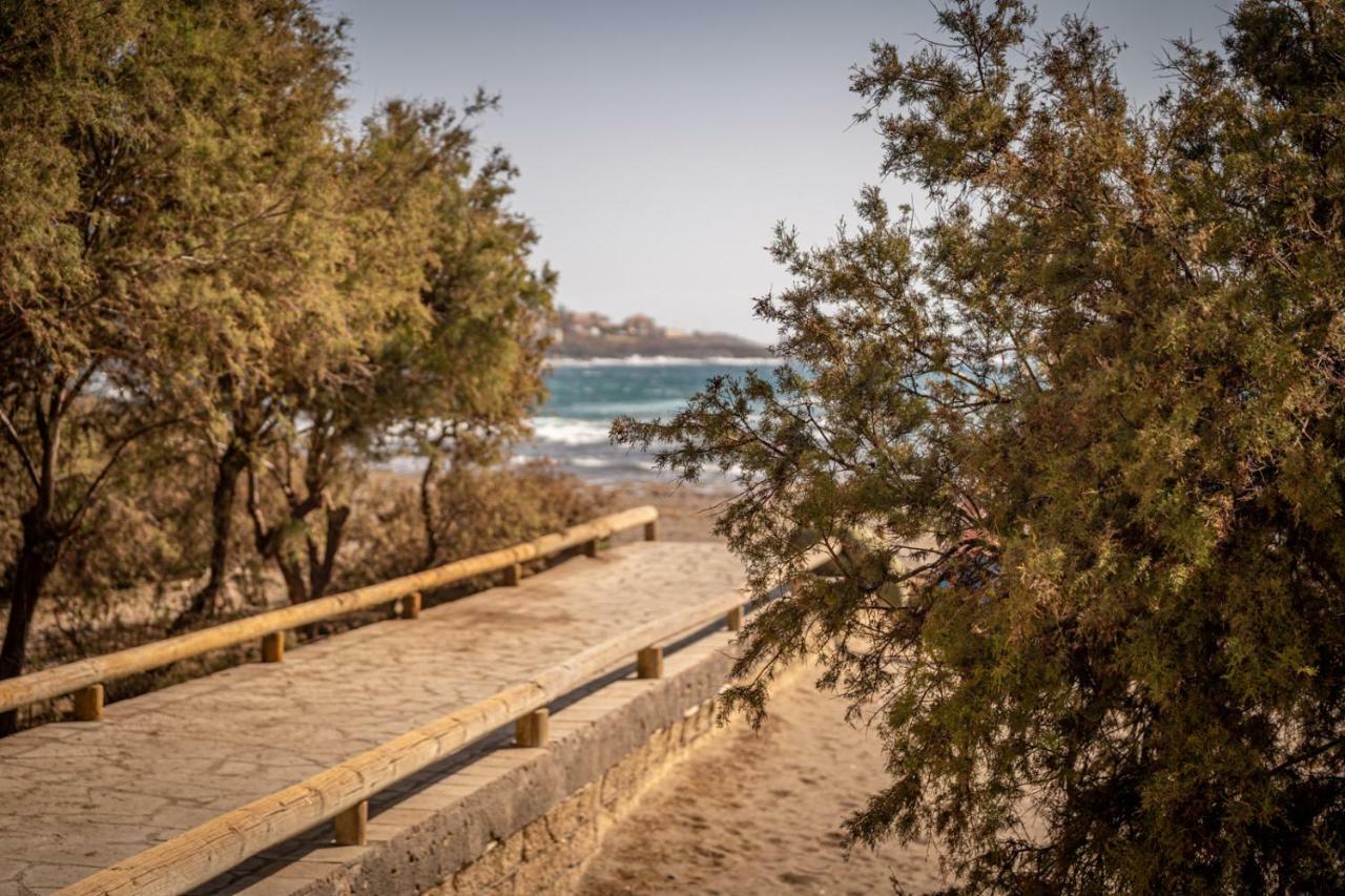 Riazor, El Medano Beach Apartment Luaran gambar
