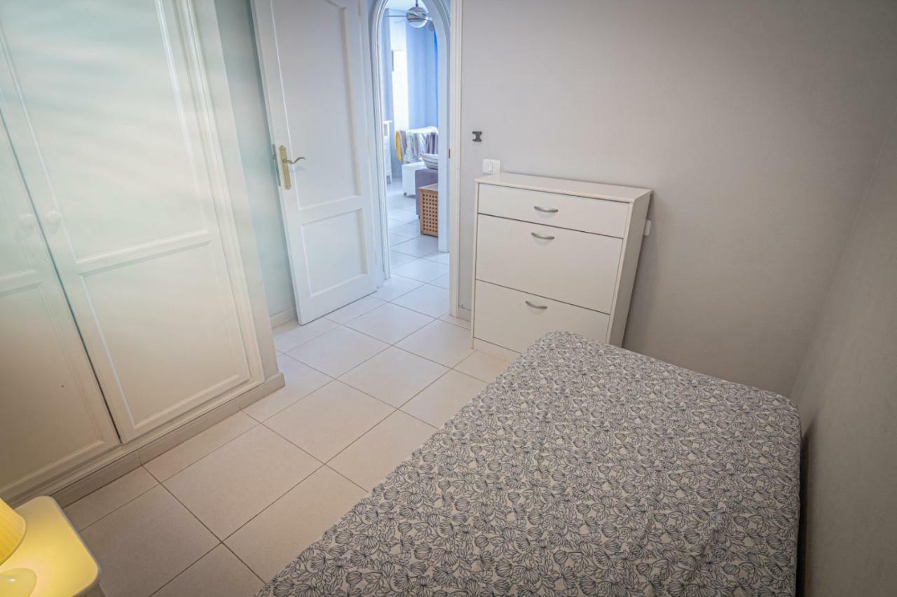 Riazor, El Medano Beach Apartment Luaran gambar